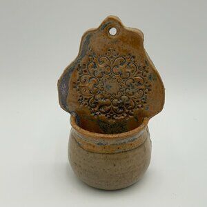 John WISNEWSKI Signed Handmade Studio Art Pottery Ceramic Stoneware Wall Pocket